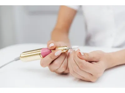 Vrták na nehty: jak si vybrat a na co se zaměřit