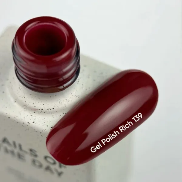 NAILSOFTHEDAY Gel polish Rich 139, 10ml