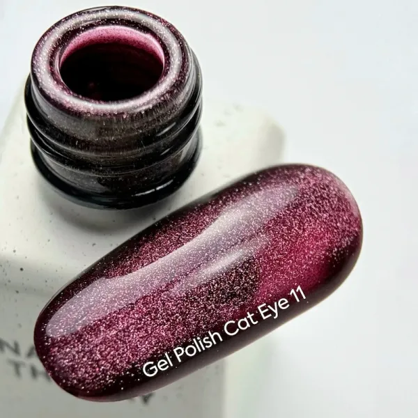 NAILSOFTHEDAY Gel polish Cat Eye 11 — темно-малиновый гель-лак кошачий глаз, 6 мл