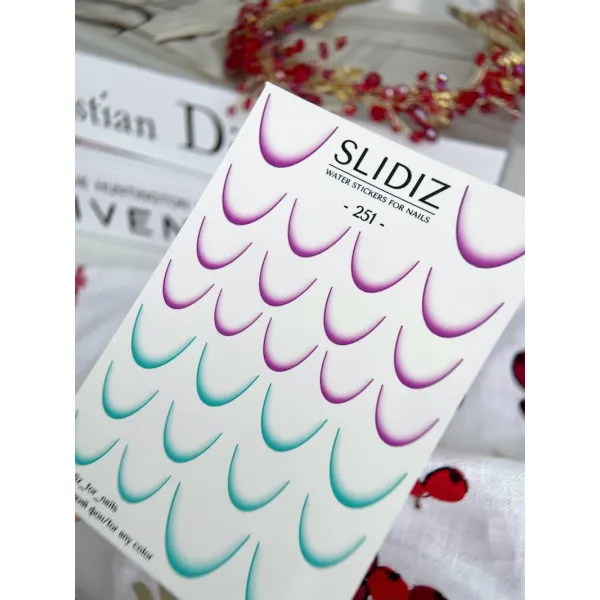 Slidery na nehty SLIDIZ №251